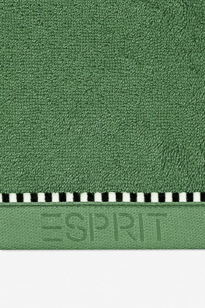 With TENCEL™: terry cloth towel collection, MOSS GREEN, detail image number 1