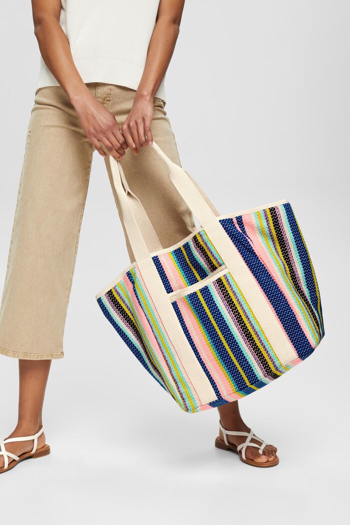 Colourfully striped shopper