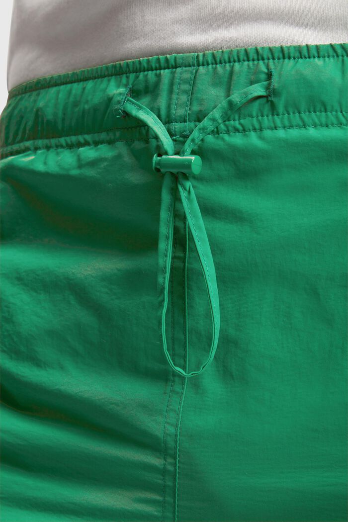 ESPRIT x Rest & Recreation Capsule Windbreaker Shorts, GREEN, detail image number 5