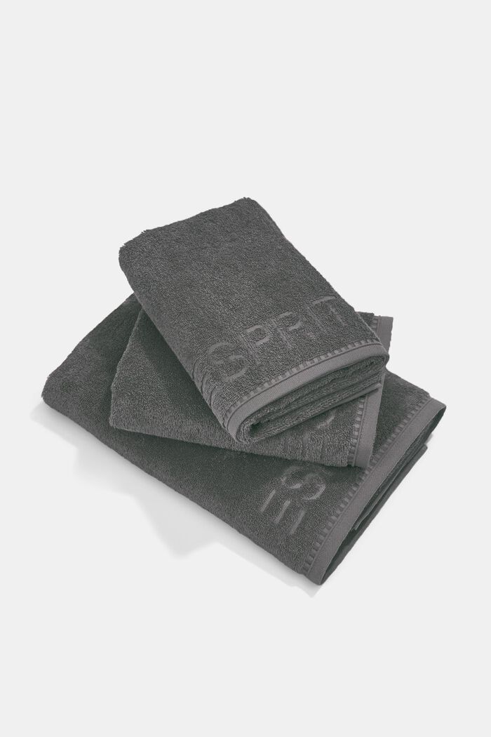 Containing TENCEL™: triple pack of terrycloth towels, ANTHRACITE, overview