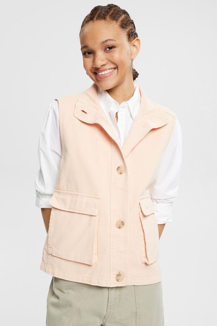 Gilet with pockets