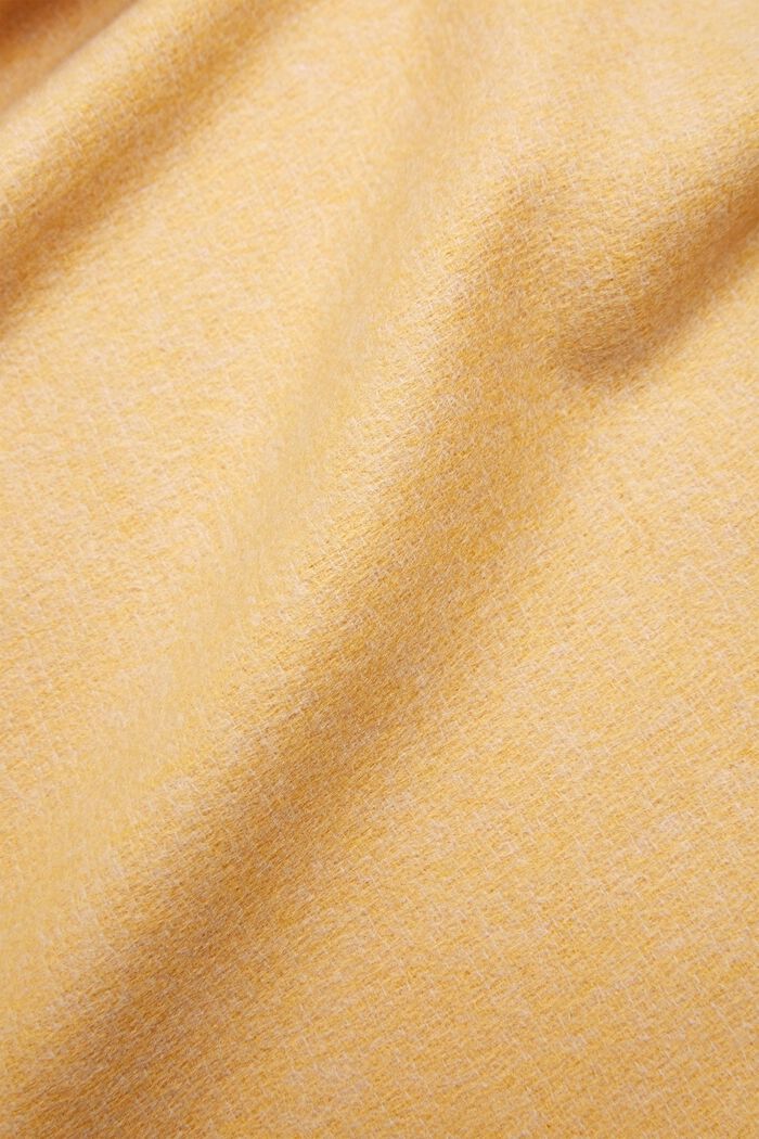 Throw with fringing, MUSTARD, detail image number 1