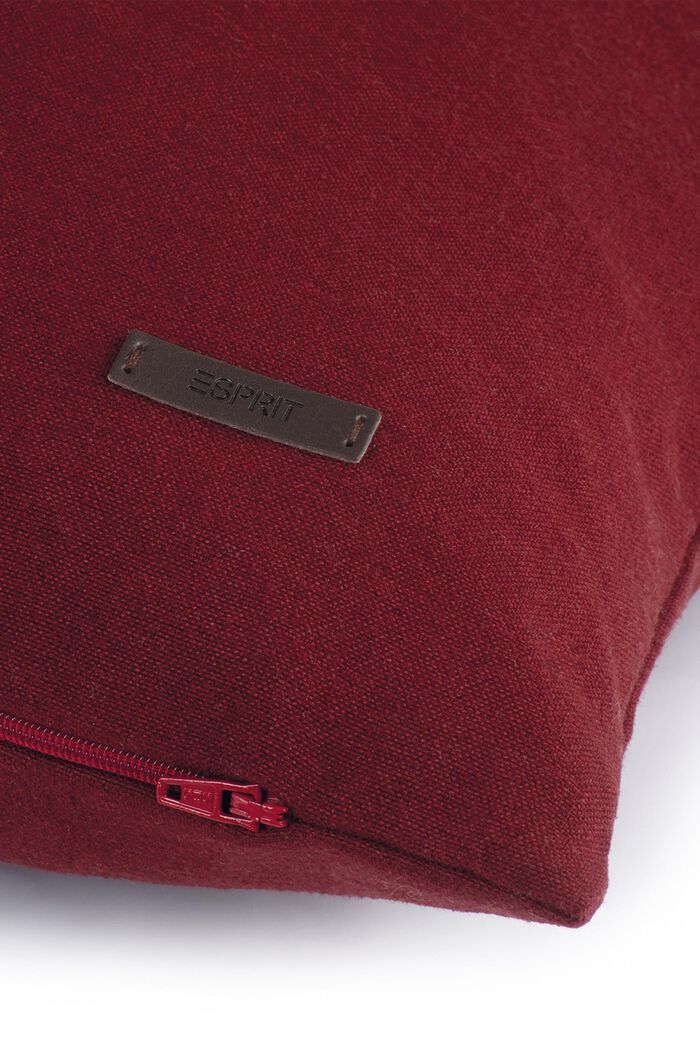 Mixed material cushion cover with micro-velvet, DARKRED, detail image number 1