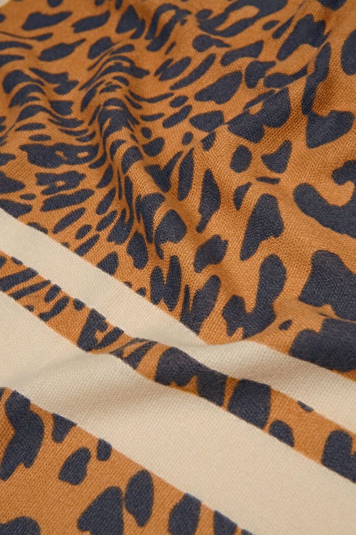 Recycled: leopard pattern scarf, BARK, detail image number 2