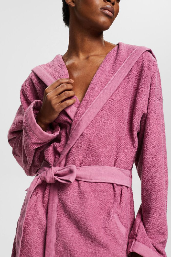 Bathrobe with a fixed tie-around belt, BLACKBERRY, detail image number 0
