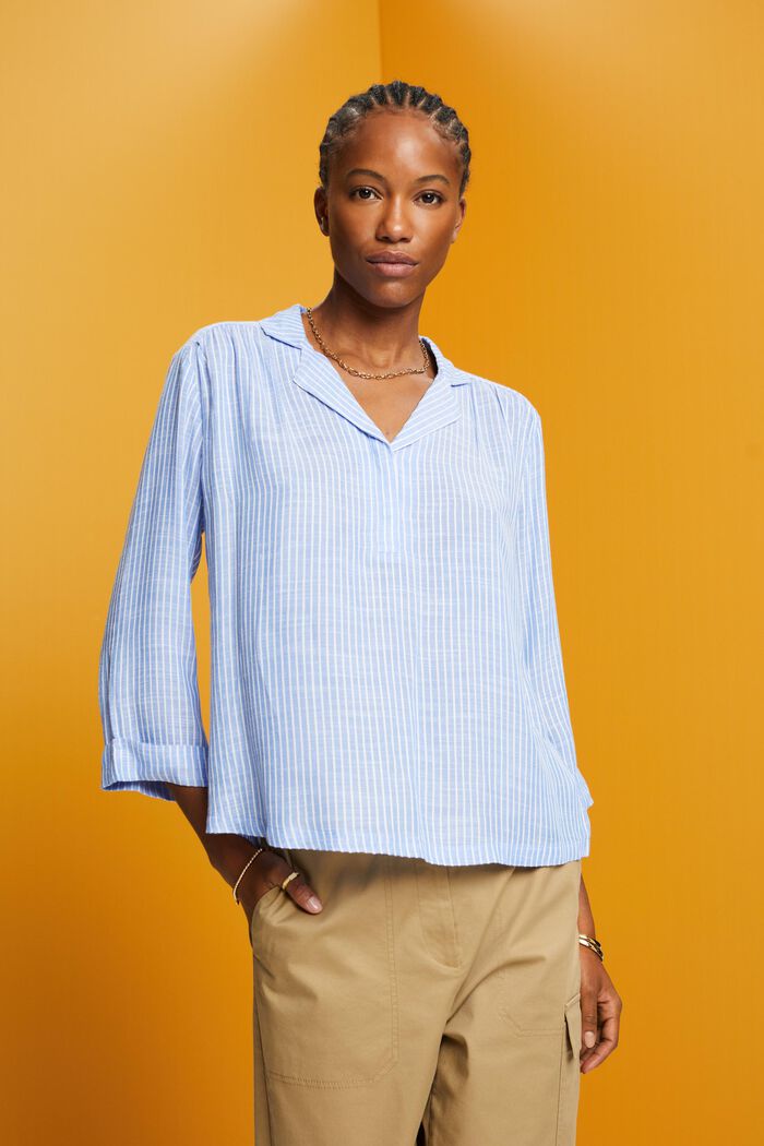 Loose fit blouse, LENZING™ ECOVERO™, LIGHT BLUE, detail image number 0