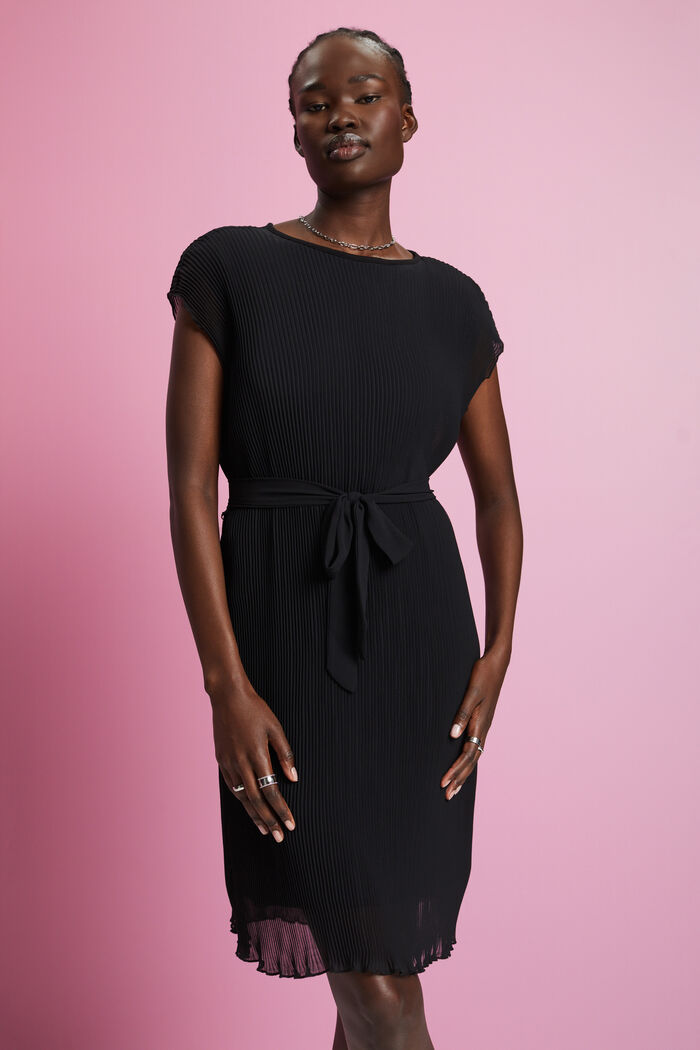 Sleeveless plissé dress, LENZING™ ECOVERO™, BLACK, detail image number 0