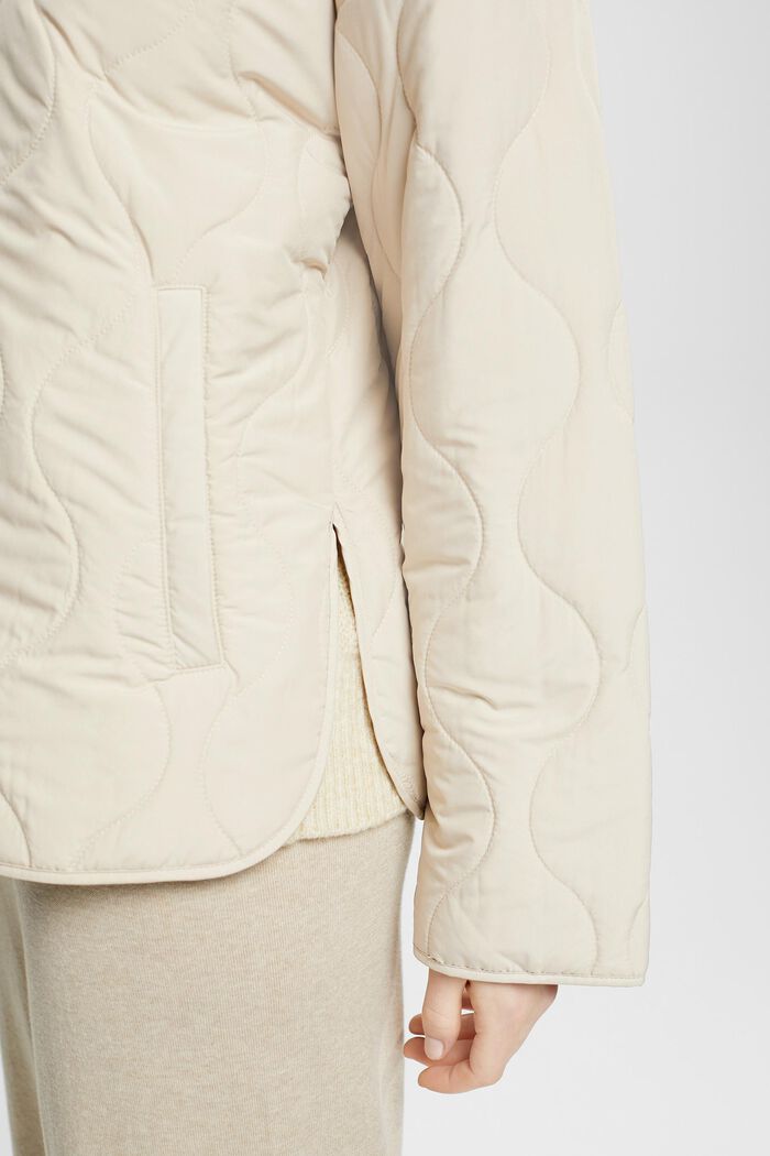 Ultra lightweight quilted bomber jacket, LIGHT TAUPE, detail image number 2