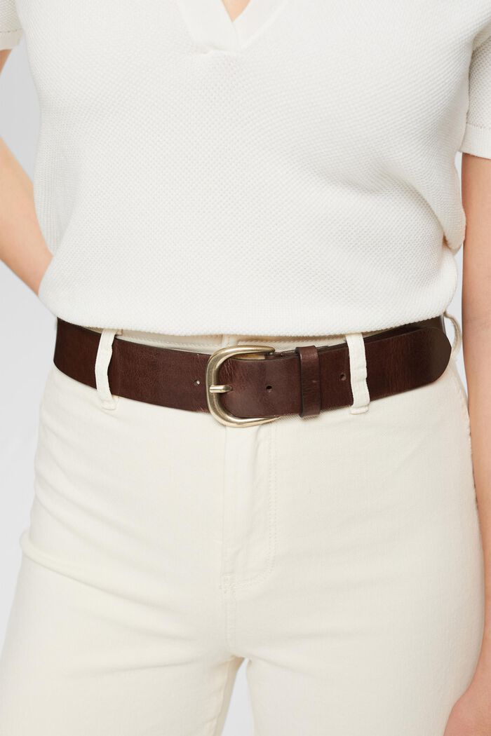 Leather belt with pin buckle