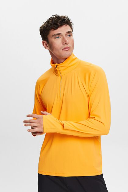 Long-sleeved active top with E-DRY