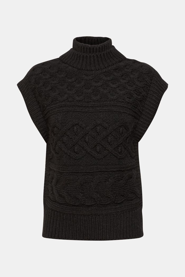 Cable knit vest with wool