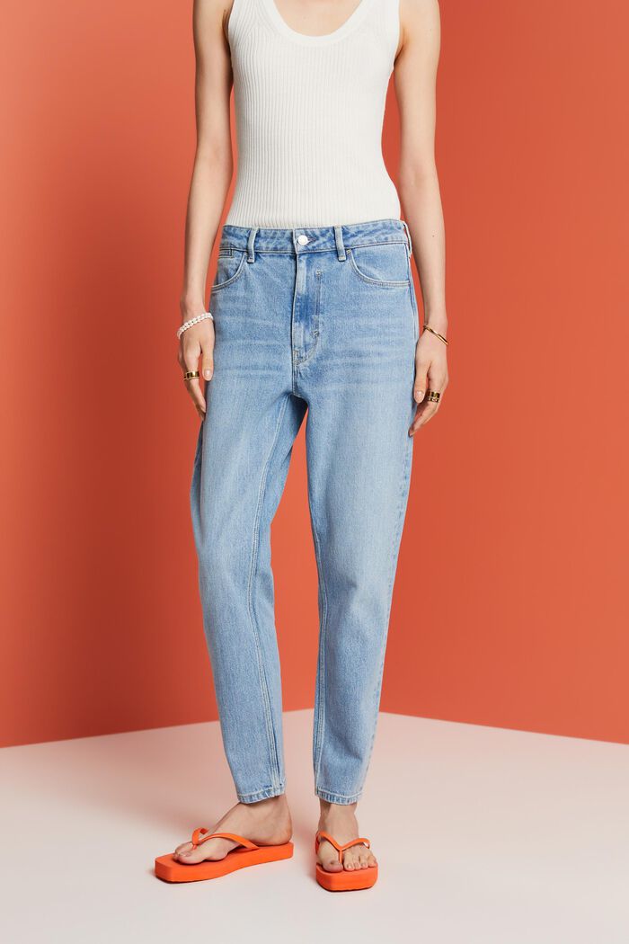 - High-rise jeans at online shop
