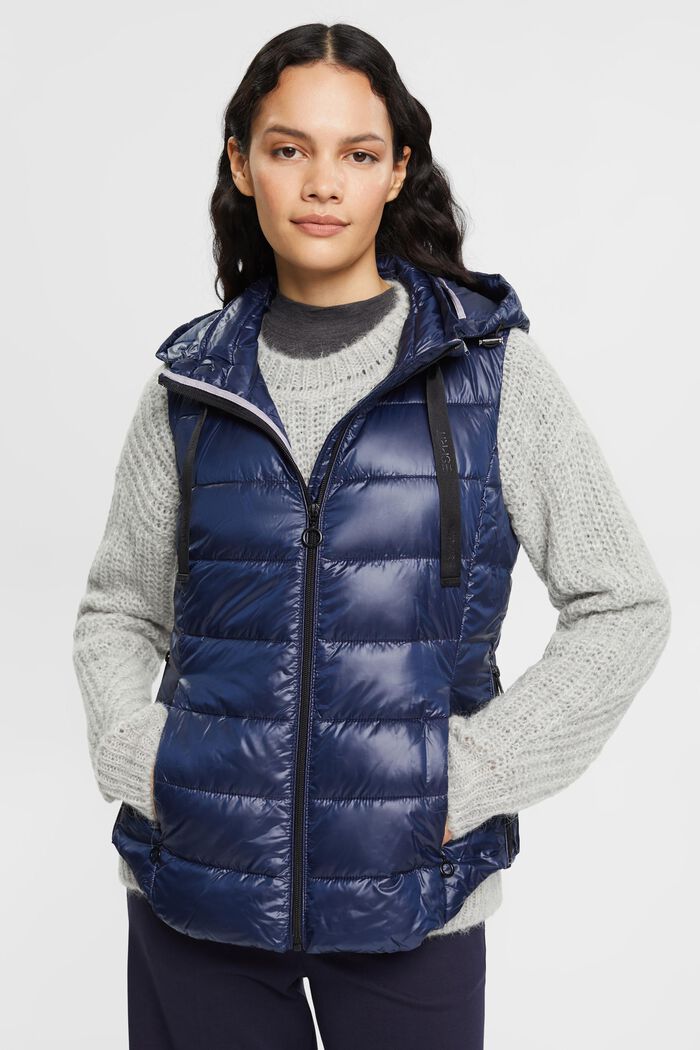 Made of recycled material: quilted body warmer with detachable hood