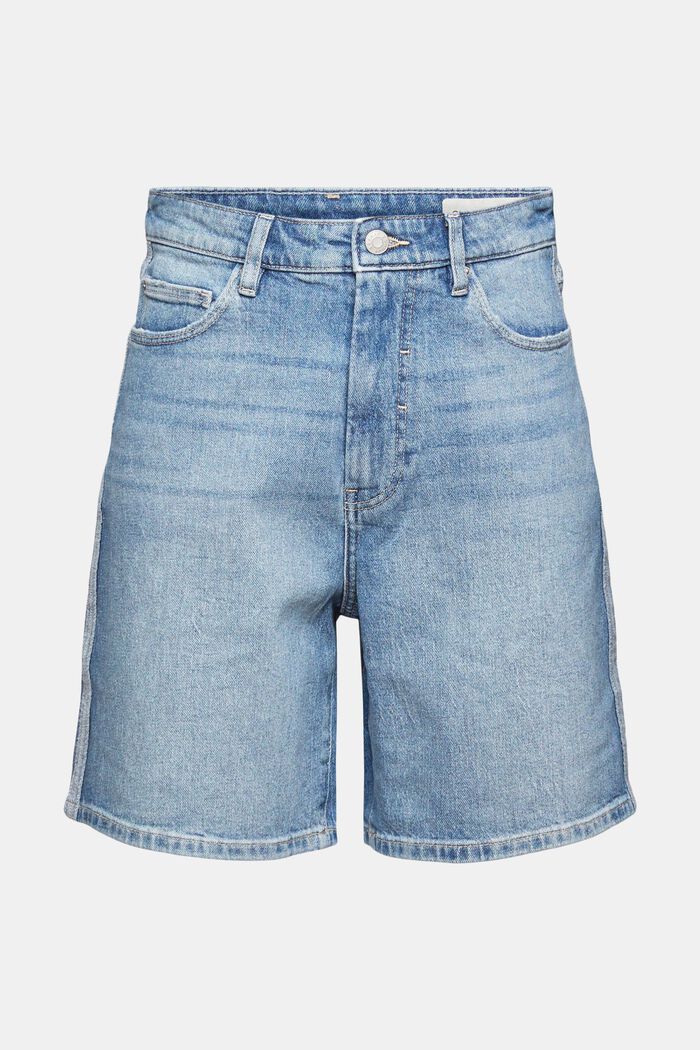 Denim shorts with inside-out seams